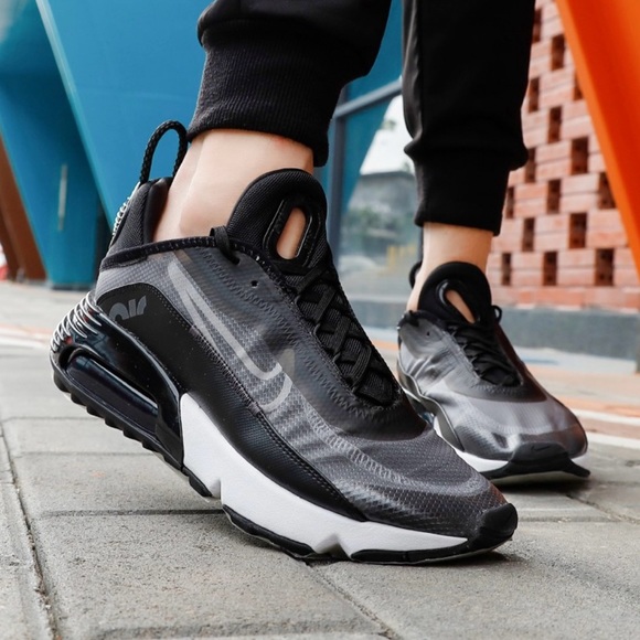 NWOB‼️- NIKE AIR MAX 2090 Running Sneakers (Black/Grey/White) -M 8.5 / W 9.5 - Picture 12 of 15